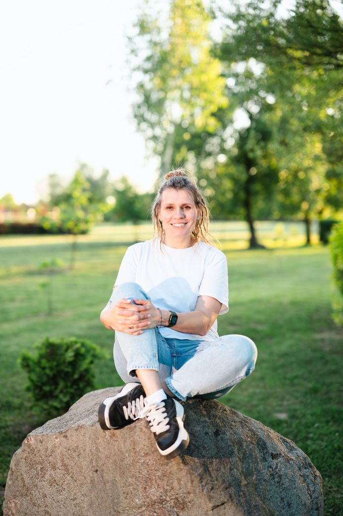 Ірина — співзасновниця Fayna Digital, експертка з SMM та просування в соцмережах з досвідом з 2018 року.